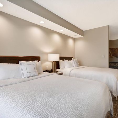 Springhill Suites Lexington Near The University Of Kentucky Exterior photo