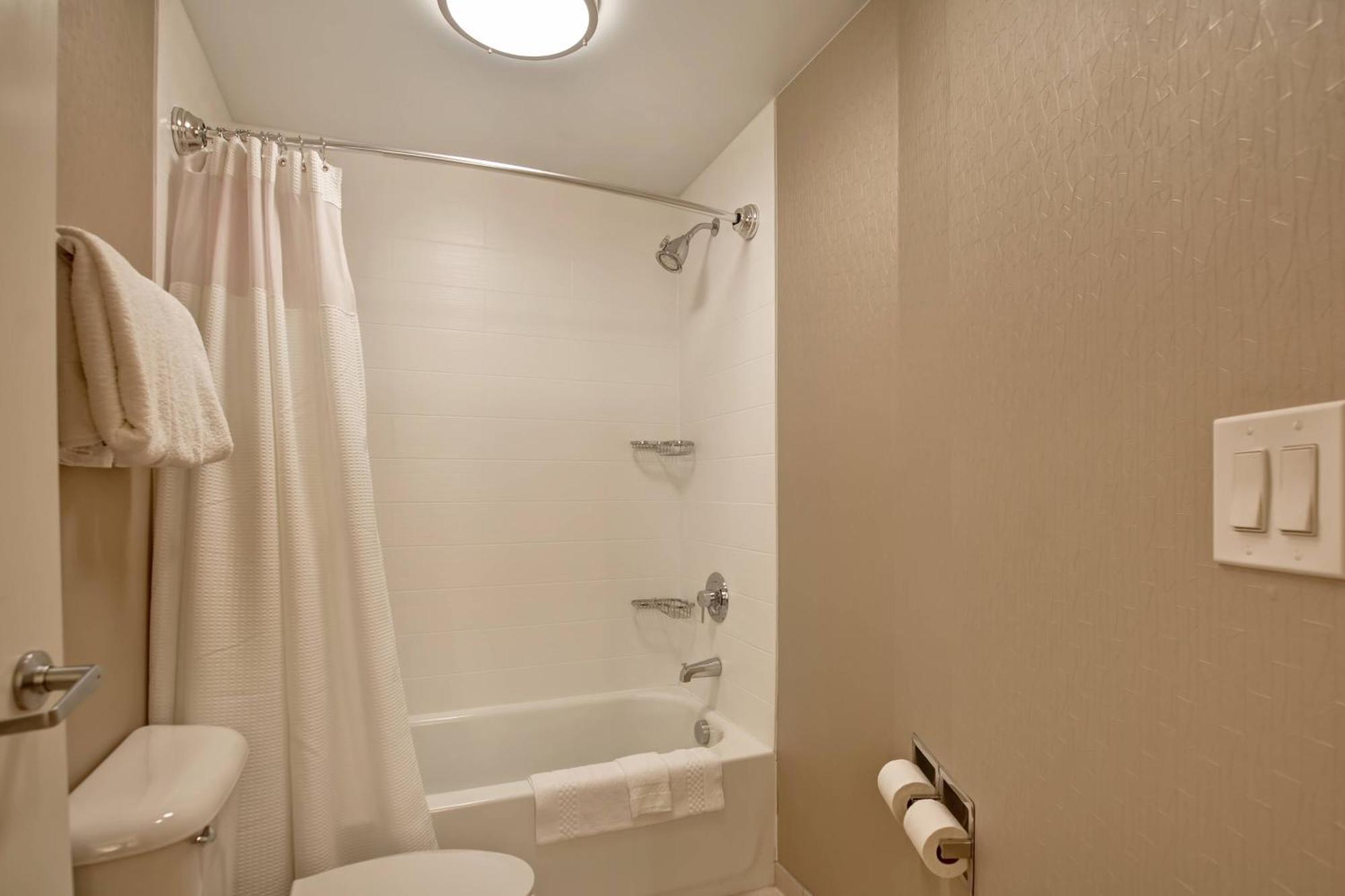 Springhill Suites Lexington Near The University Of Kentucky Exterior photo