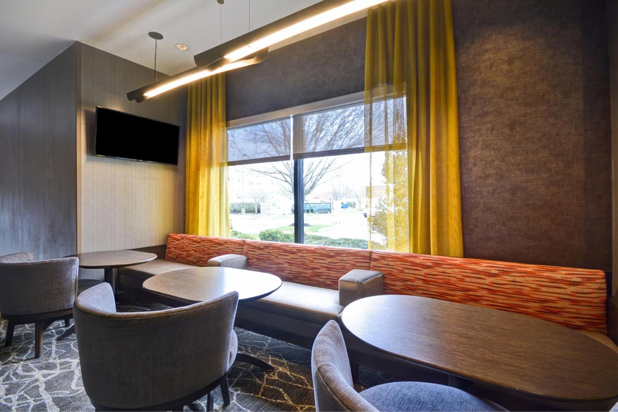 Springhill Suites Lexington Near The University Of Kentucky Exterior photo