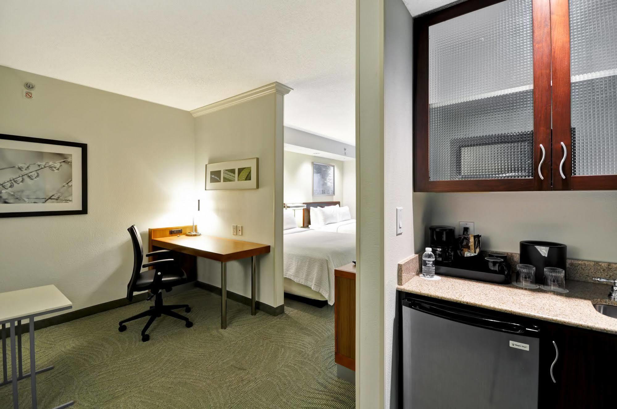Springhill Suites Lexington Near The University Of Kentucky Exterior photo